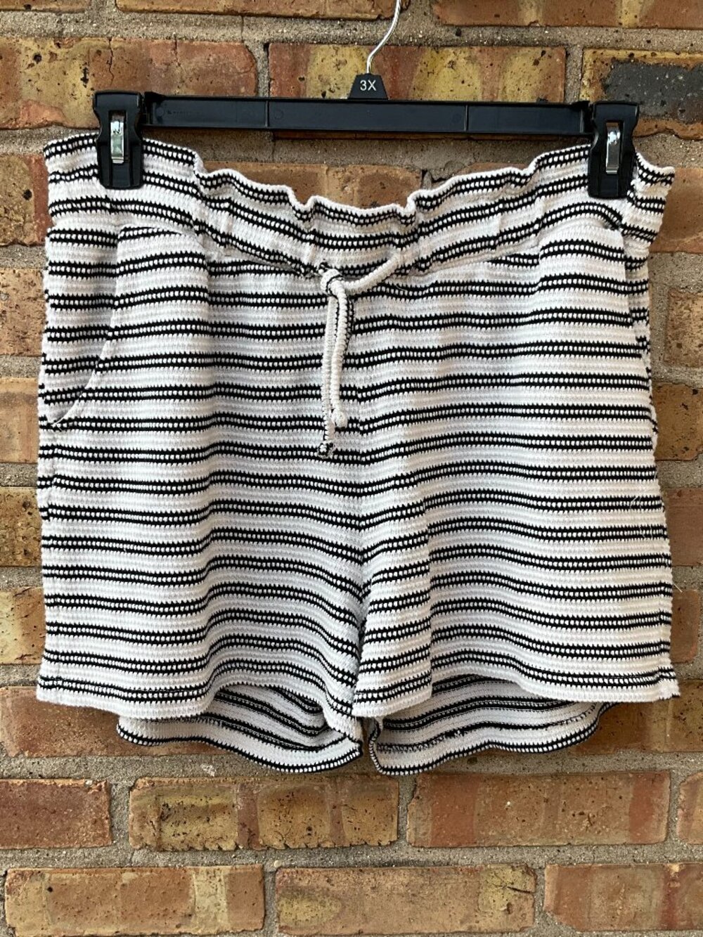Primark Women's Black & White Shorts, Size L